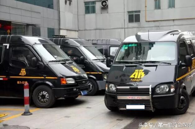 运钞车600万被抢金融家的特种物流有这么多神秘事