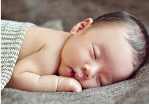 新生儿腹泻的原因及处理,新生儿腹泻的原因症状处理方式