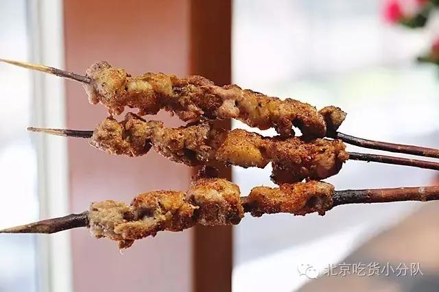 这道菜一上桌就勾起人动筷的欲望,这道菜只用两分钟就能学会