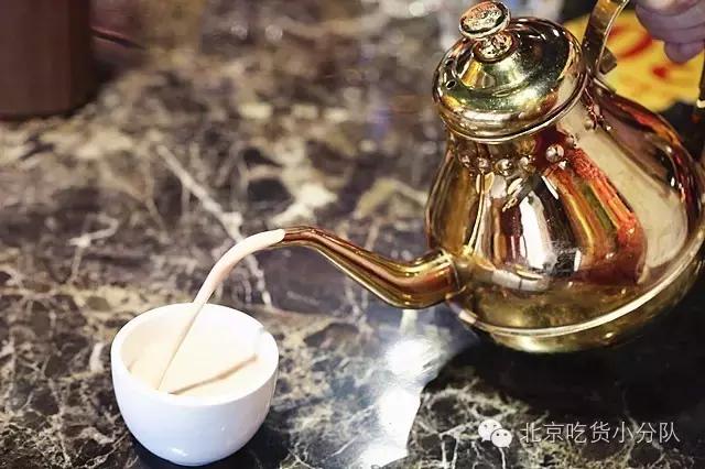 这道菜一上桌就勾起人动筷的欲望,这道菜只用两分钟就能学会