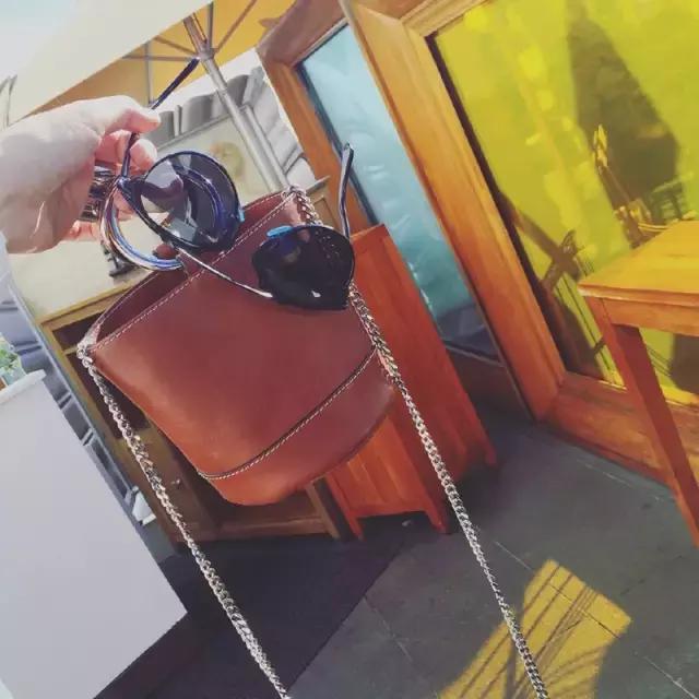 明星同款包哪个性价比高,明星同款包2018冬季