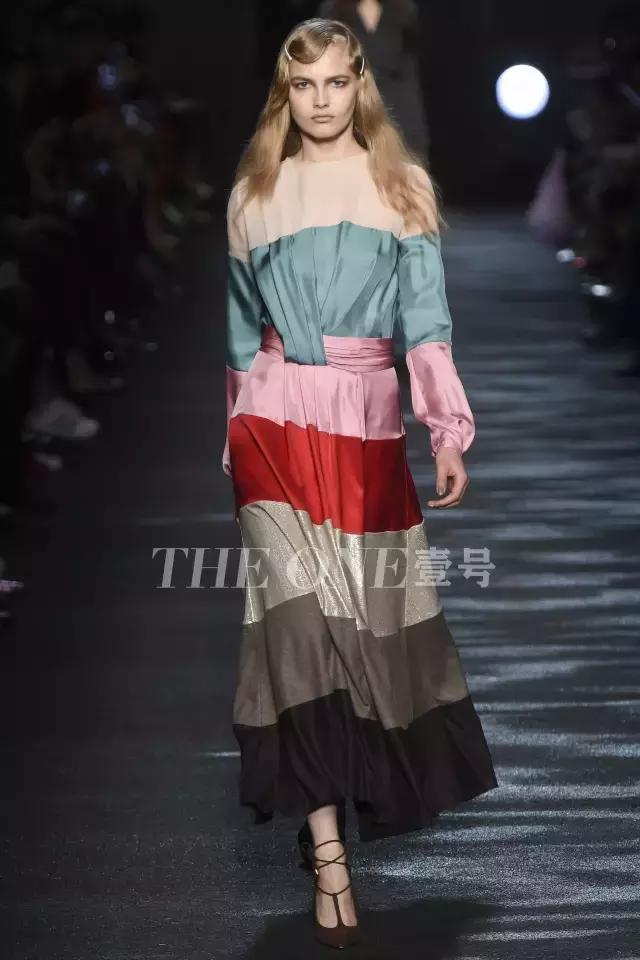 想秀就秀|初秋来袭,赶紧打一手穿搭好牌!