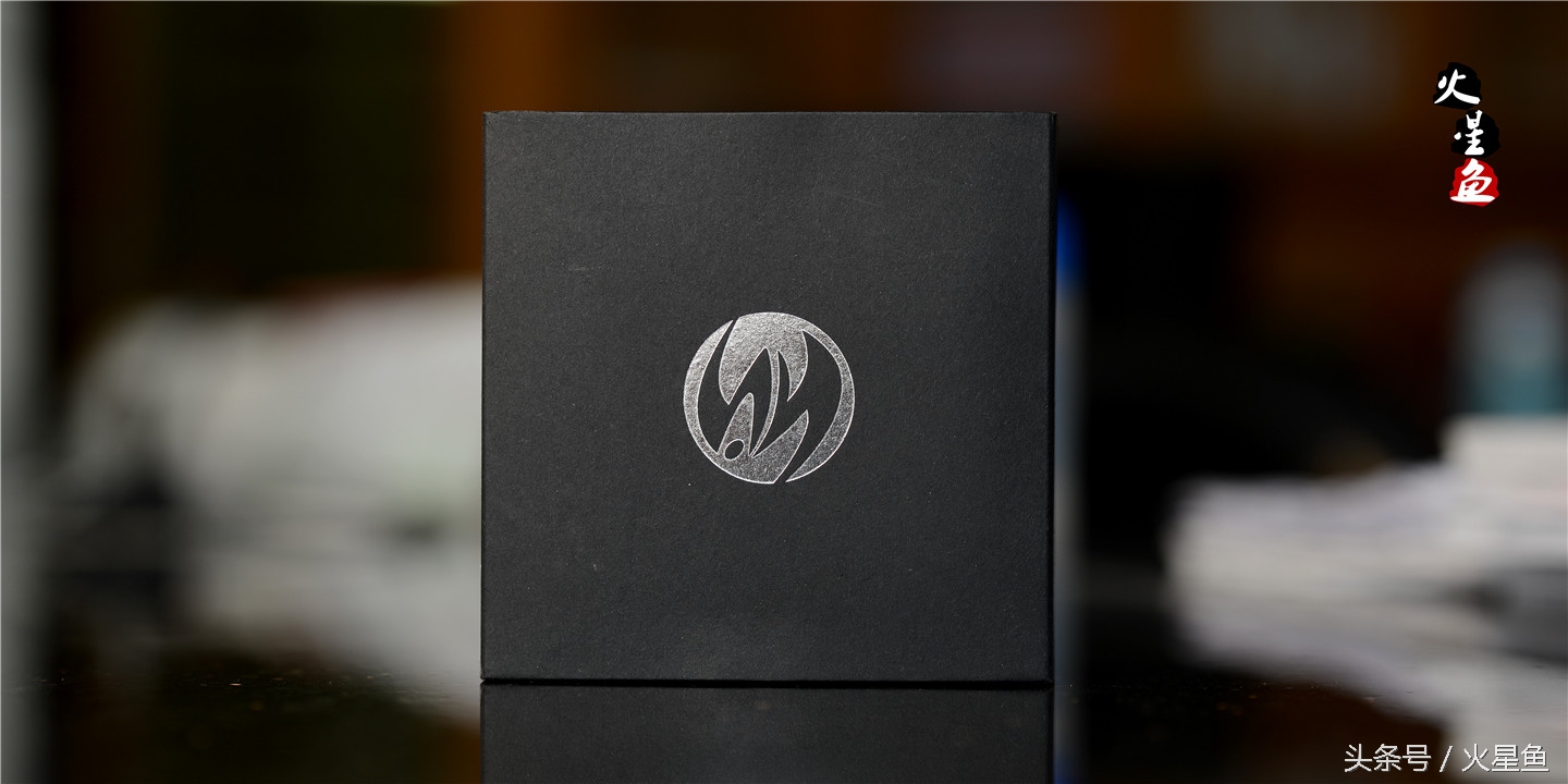 BKYTMRY6——试听一条名为“美人鱼”的耳机