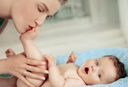 新生宝宝每个月的注意事项,新生宝宝必须注意的八件事