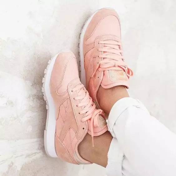 今年很火的小粉鞋,最近很火的小粉鞋