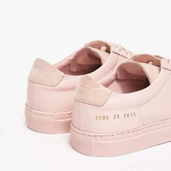 今年很火的小粉鞋,最近很火的小粉鞋