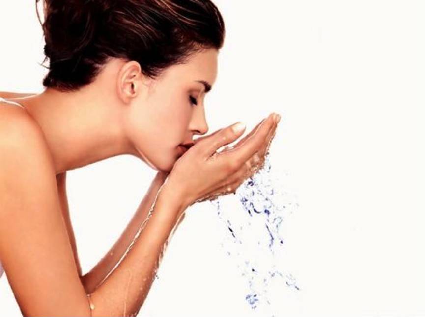 拒绝油腻的五种办法,拒绝油腻干燥解锁水光少女肌