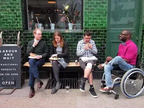 开店开成杂货店,把超市开成小卖部风格