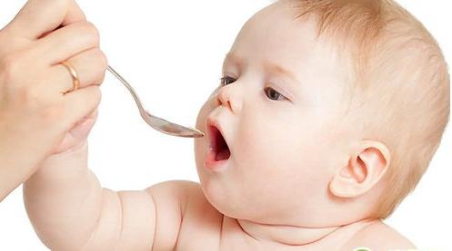 宝宝上火妈妈该怎么做,宝宝上火怎么办奶粉喂养