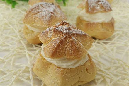 自己在家里做好吃的泡芙很简单哦,泡芙怎么做出来才好吃