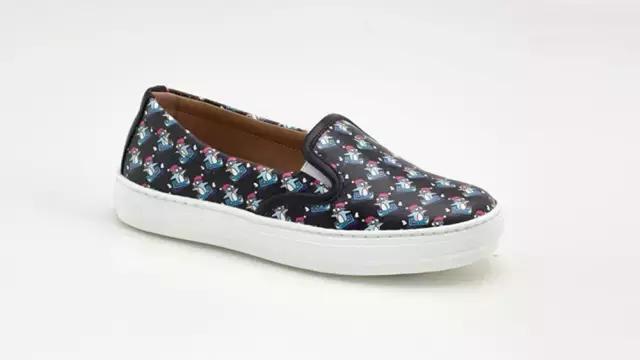 鞋子流行爆款品牌,鞋子新品本季爆品