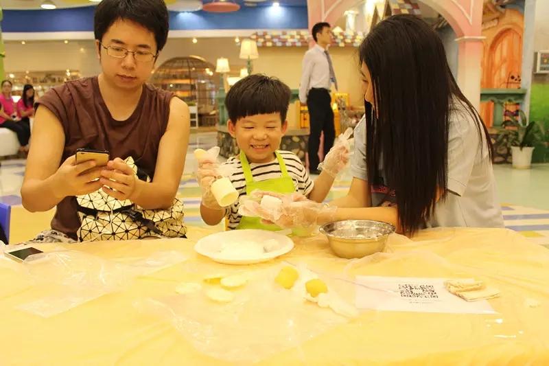 鍐扮毊鏈堥ゼdiy鍏ㄥ鏉愭枡,diy鏈堥ゼ娲诲姩娴佺▼