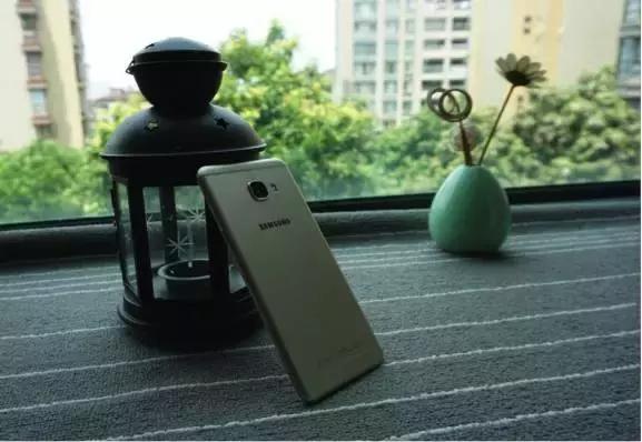 外有颜值内有料实拍长安欧尚x7,c7最美姿态