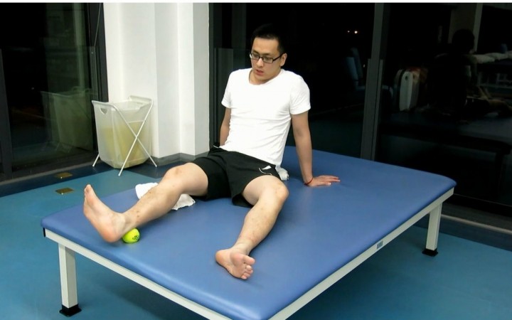 足球运动员跟腱受伤如何治疗,足球运动员跟腱炎一般几天能好