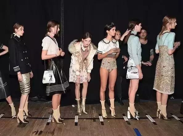 时日谈丨如果你这样做袜子,极有可能做出一番大事业。