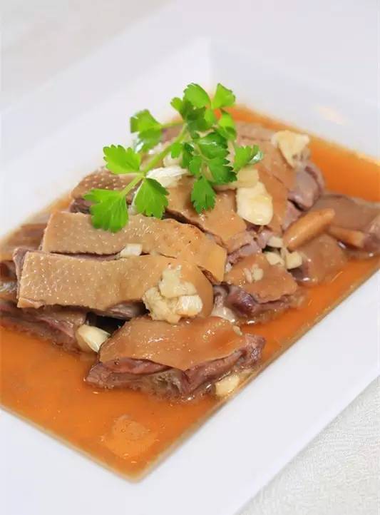 各大酒楼中秋订餐火爆,聚会美食推荐餐厅大包房