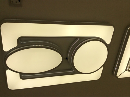 灯是亚克力的好还是玻璃的好,亚克力灯有什么优缺点