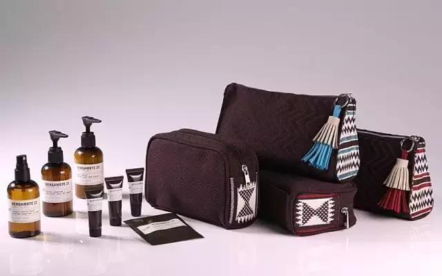 哪个航空公司的洗漱包好,各个航空头等舱洗漱包