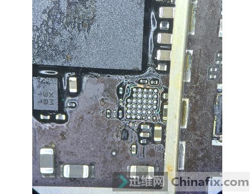 ipad5开机不充电维修案例,ipad5开机不充电关机可充电