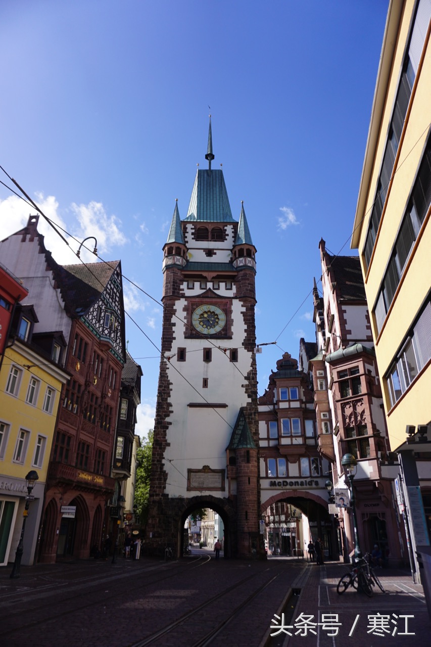 踩到黑森林的泉水，就能娶到弗莱堡的漂亮妞儿！