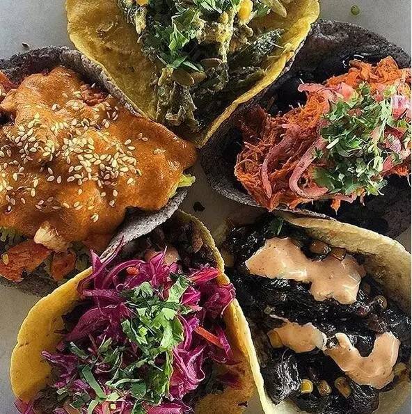 在美国吃墨西哥卷饼 (美国最好吃的墨西哥州美食)