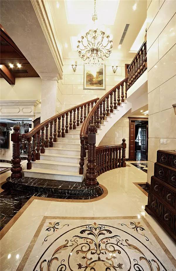 楼中楼楼梯下面的空间大怎么设计,楼中楼楼梯设计图全套