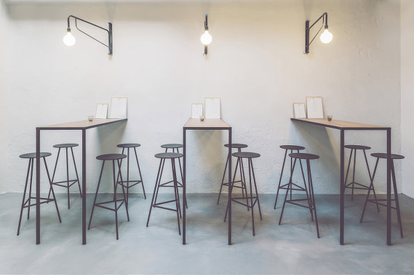 西班牙巴塞罗那百元店设计,西班牙巴塞罗那百货店设计