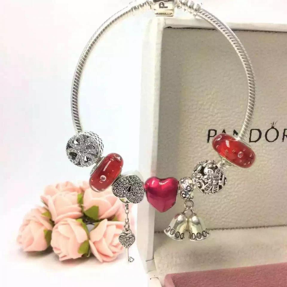 新款潘多拉手链轻奢精致,潘多拉手链哪一款好看