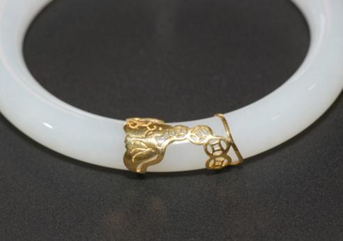 和田玉的裂纹怎么修补,和田玉石裂痕修复最佳方法