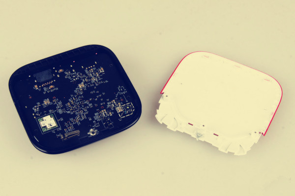 YunOS天猫魔盒1S硬件拆解