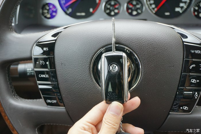 不期而遇怦然心动,不期而遇一见钟情