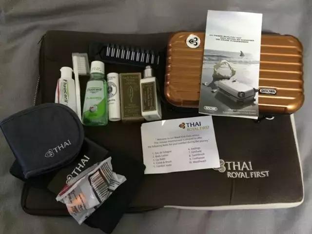 哪个航空公司的洗漱包好,各个航空头等舱洗漱包