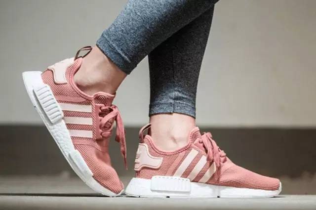 今年很火的小粉鞋,最近很火的小粉鞋