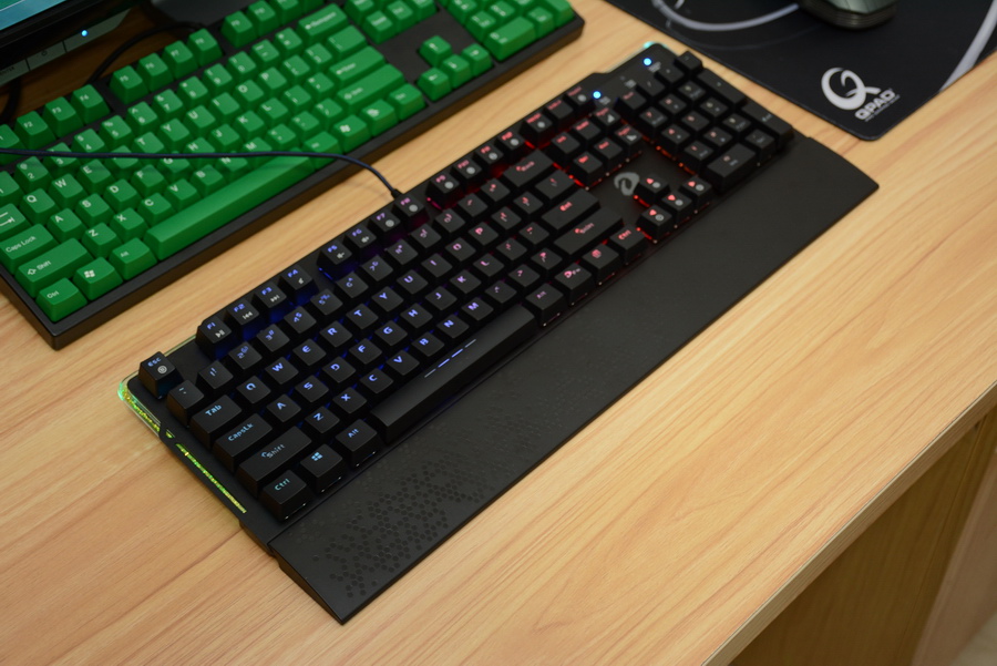 达尔优ek815青红茶黑对比,达尔优ek815有什么缺点