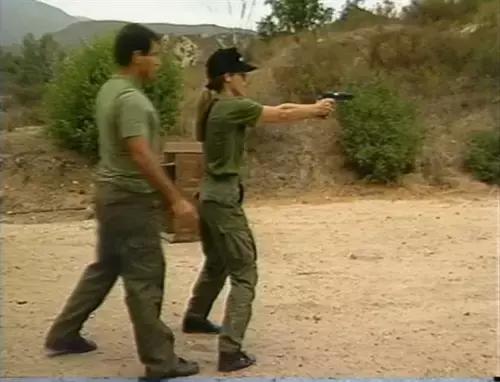 终结者1-6部解析,终结者电影武器