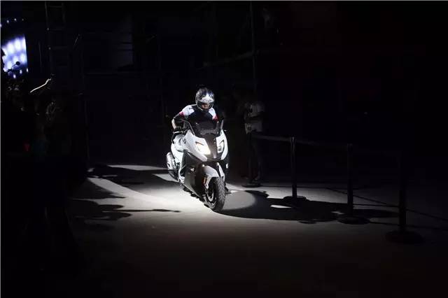 bmw全新上市轿车,全新bmwx5上市发布会