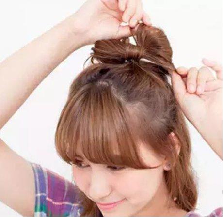 蝴蝶结发型怎么扎简单又好看,蝴蝶结发型图片扎法简单