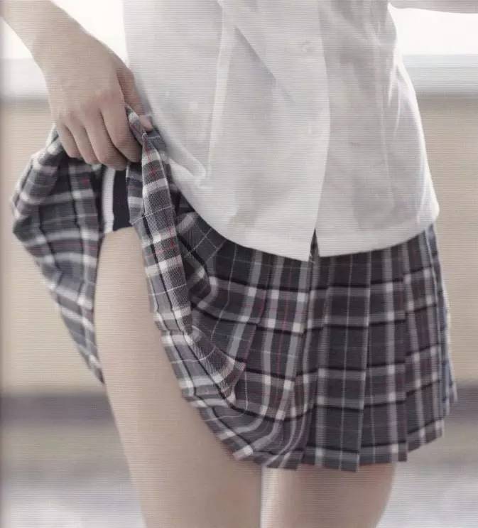 揭秘日本征服世界的生化*器武**！要不要抓住最可爱的那个，扒开她的