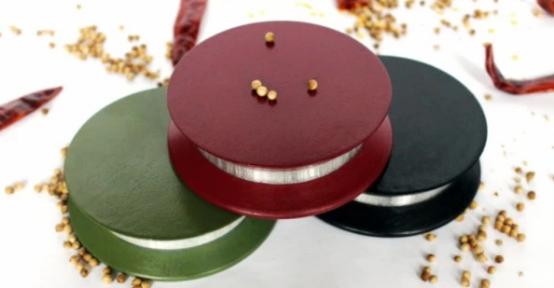 价格并不是很高性价比挺好的手机,价格高未必就好