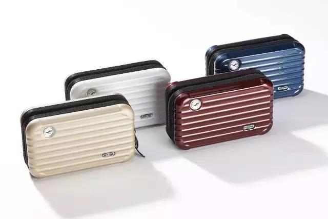 哪个航空公司的洗漱包好,各个航空头等舱洗漱包