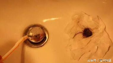 0元生活小妙招,家里的洗手盆容易堵,一根吸管解决它!