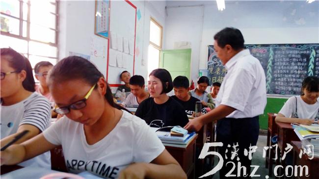 我和我的学生们----访汉台中学2016年度优秀教师