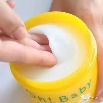 露背婚纱款式,露背婚纱怎么穿好看