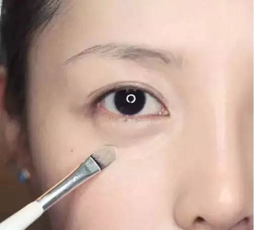 减龄元气妆怎么画,秋冬怎样画一个简单又精致的妆