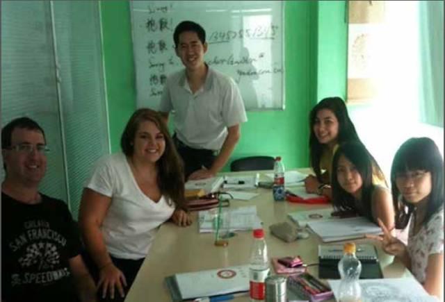 看外国教授深度分析中国,看外国教授谈中国视频