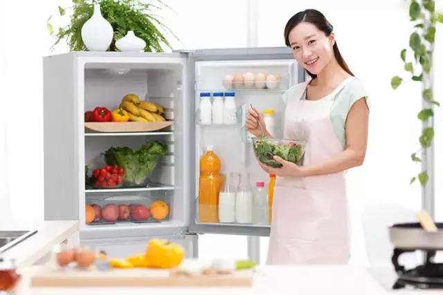 低碳水化合物饮食吃什么,低脂和低碳水饮食哪个更健康呢