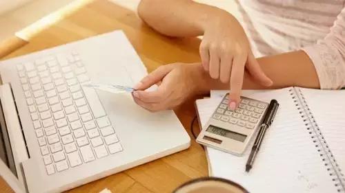 给你讲个笑话，我是个民宿短租房东