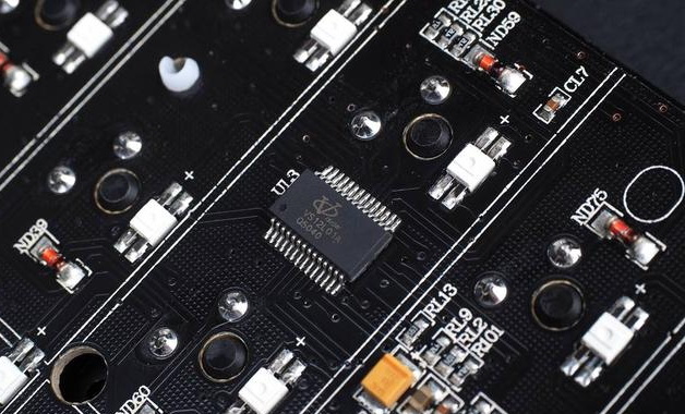 黑爵ak60樱桃,黑爵ak60樱桃轴