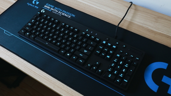 罗技g810适合打字吗,罗技g810拆解