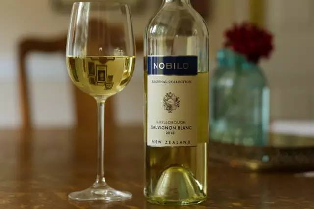 涓婃捣鏄熷骇閰掍笟鏈夐檺鍏徃,鏄熷骇闆嗗洟鐑堥厭钀ユ敹